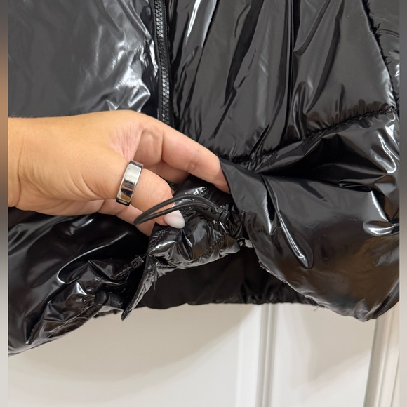 Rita Ora Women's Black Puffer Jacket - Picture 6 of 9